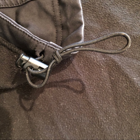 MEC black stretchy active sport outdoor shell - Picture 5 of 7